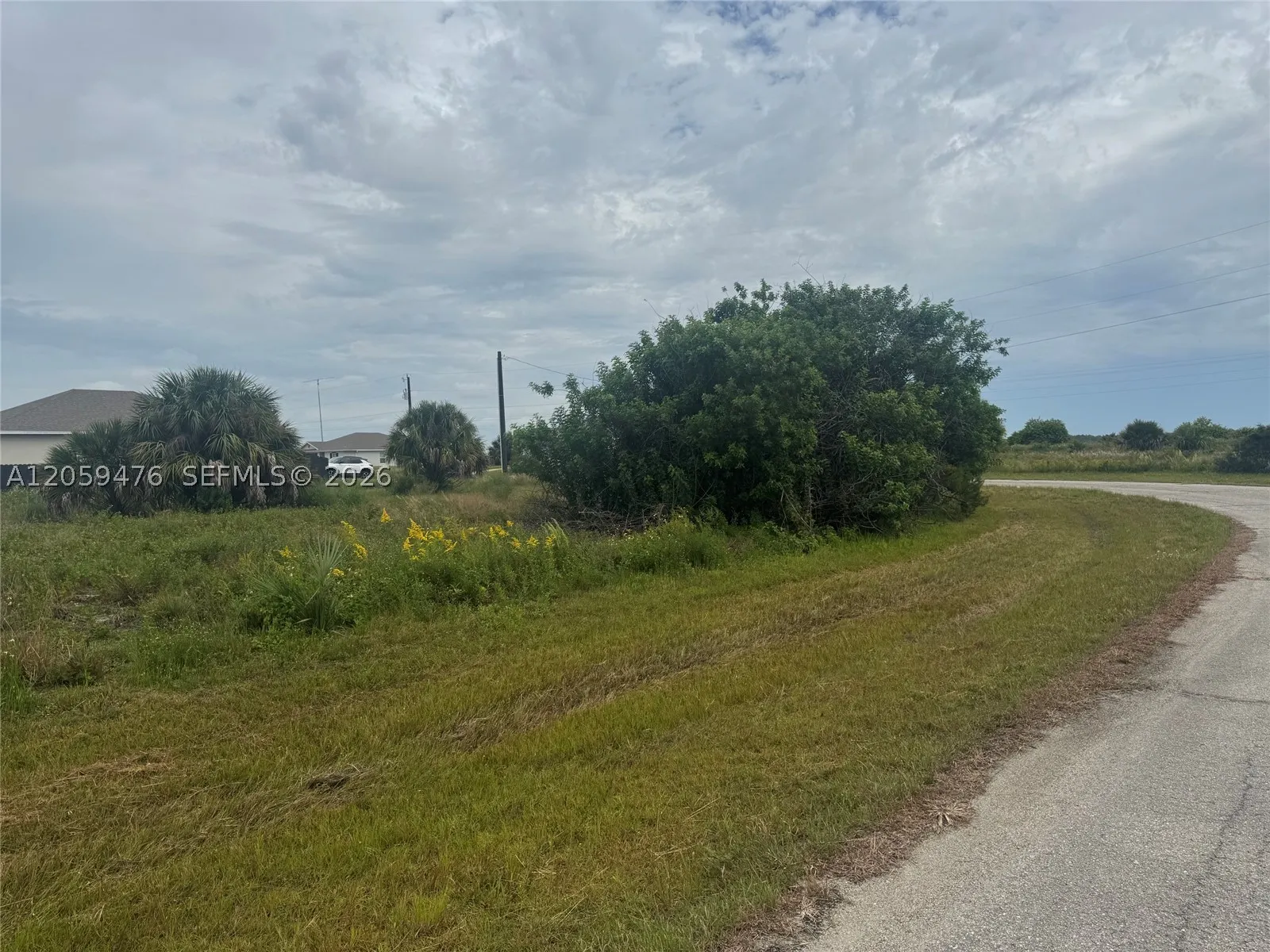518 Ella Jean Pl
