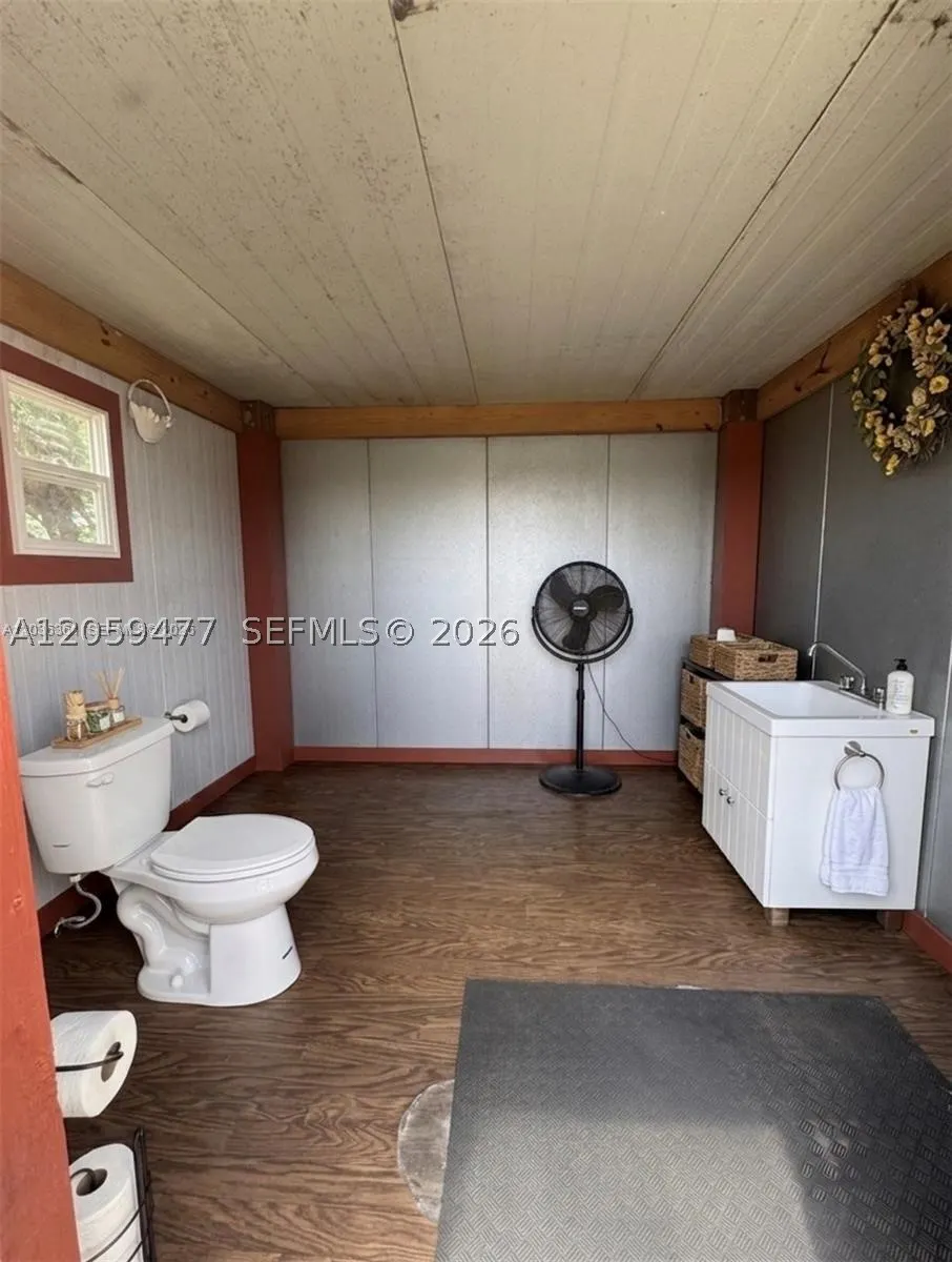 476 N Barlow Rd #2