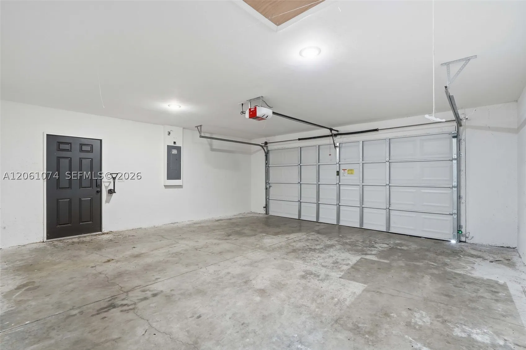 146 Plantation Dr