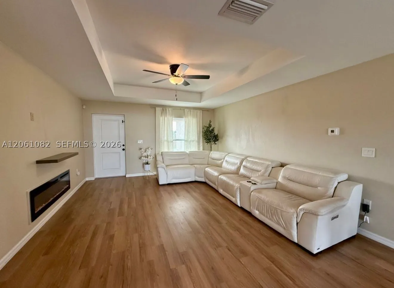 7033 Waldo Cir
