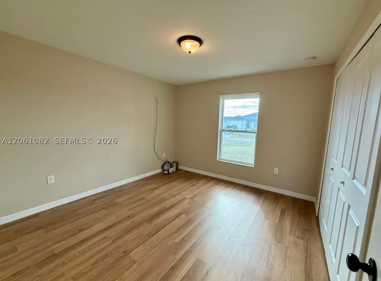 7033 Waldo Cir