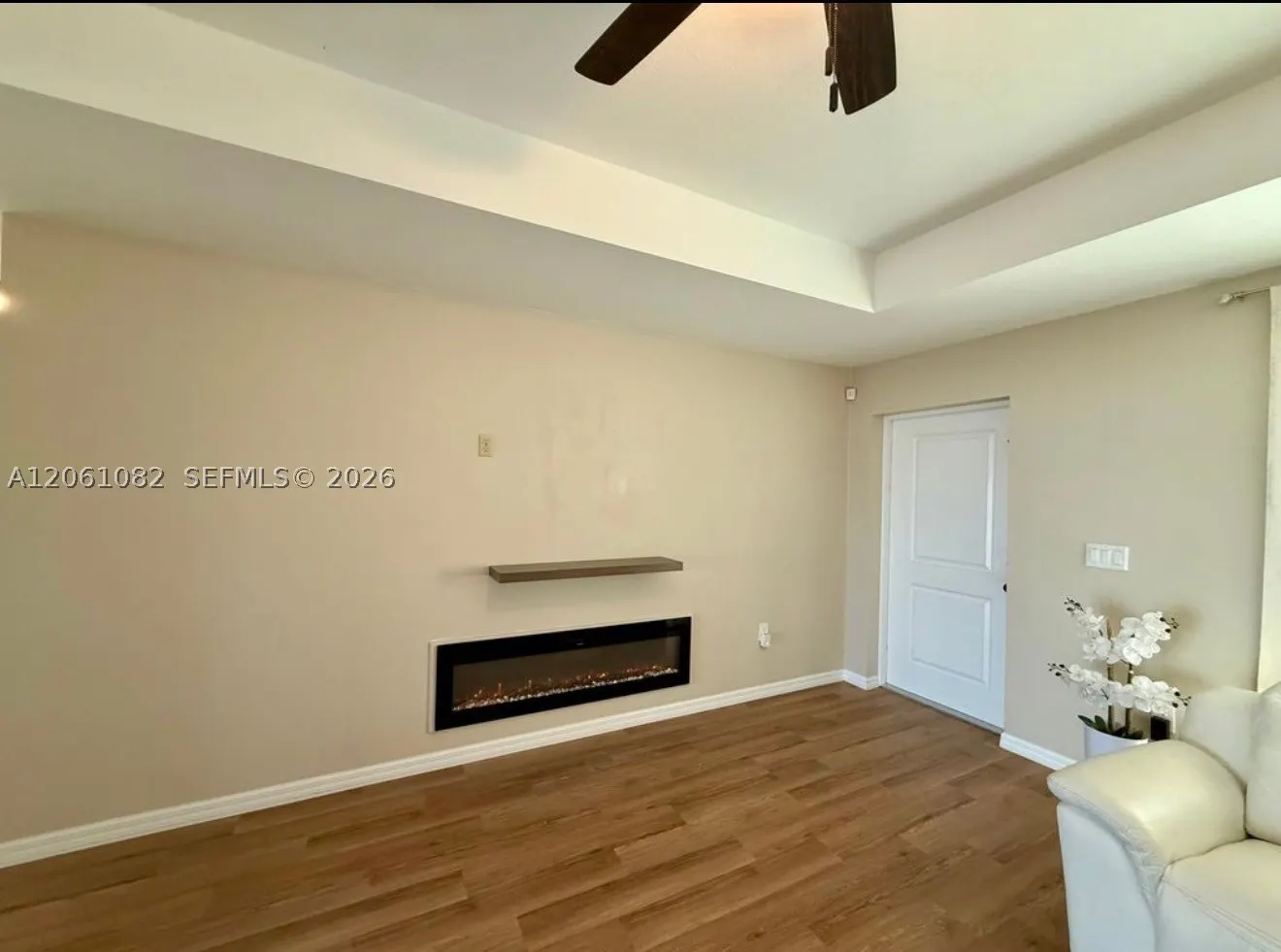 7033 Waldo Cir