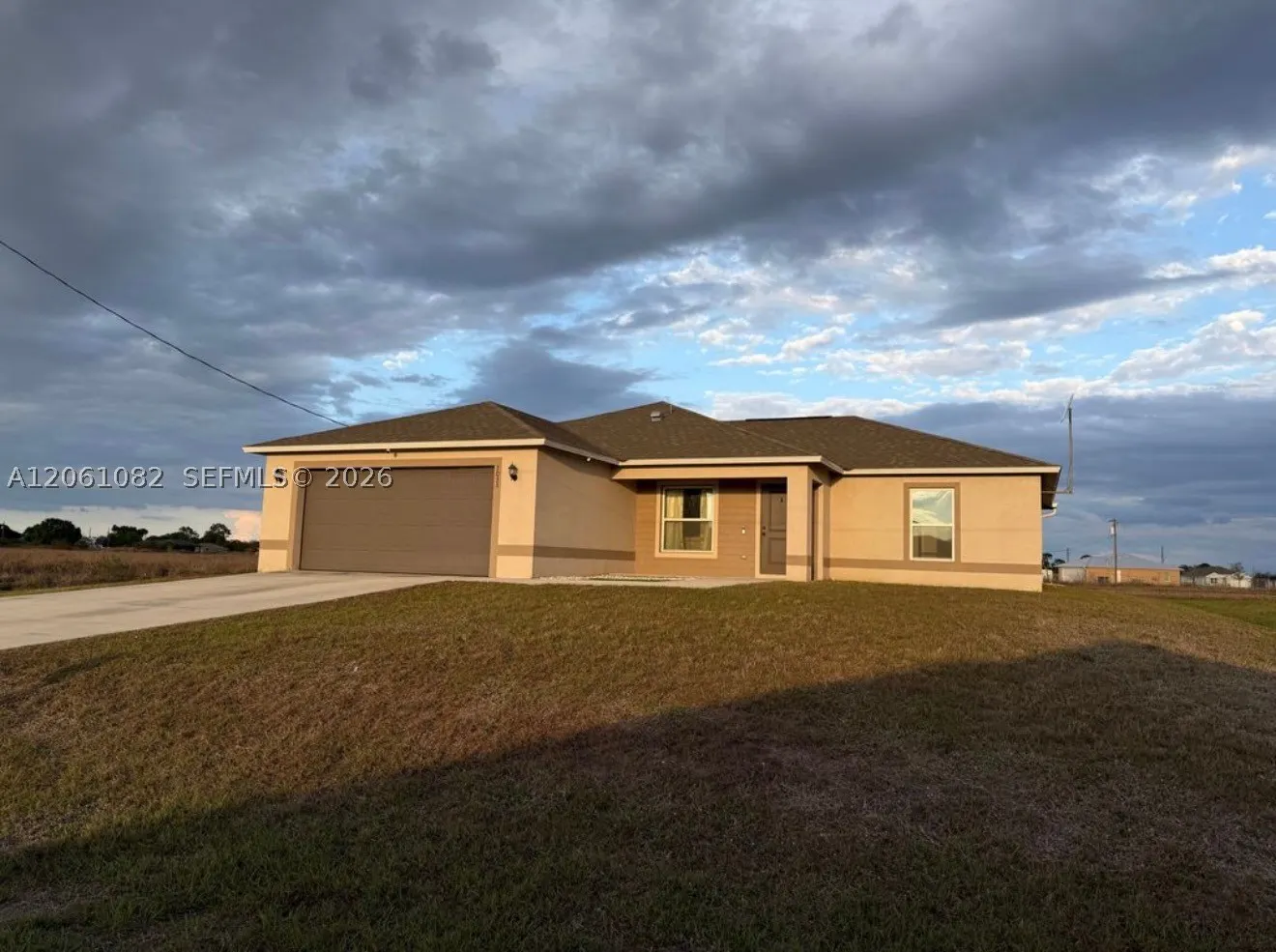 7033 Waldo Cir