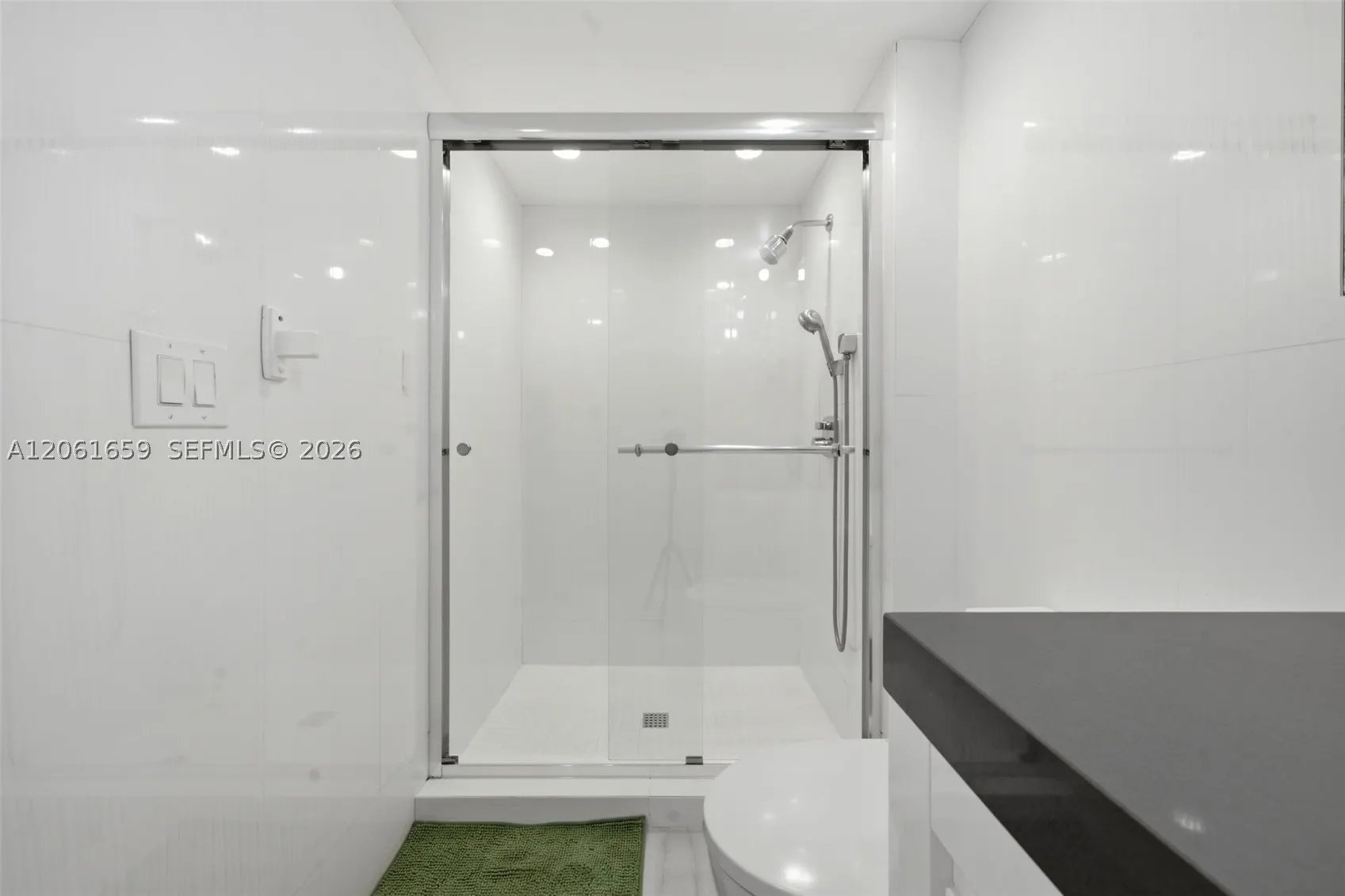 9801 Collins Ave #10V