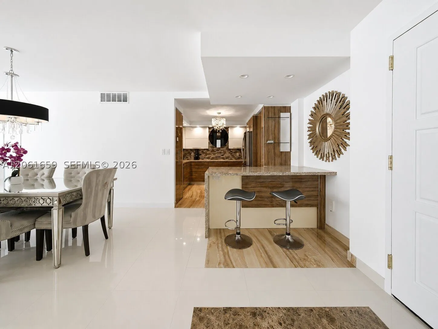 9801 Collins Ave #10V