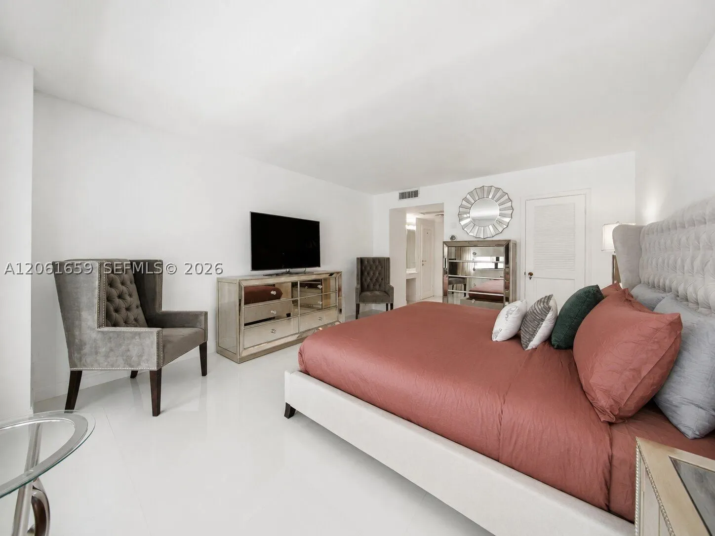 9801 Collins Ave #10V