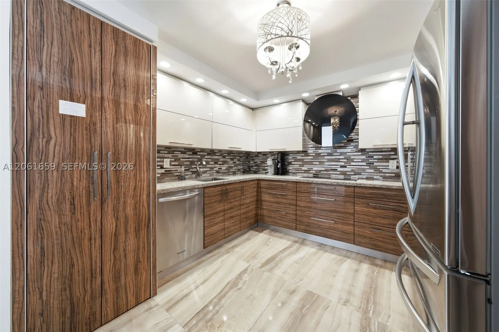 9801 Collins Ave #10V
