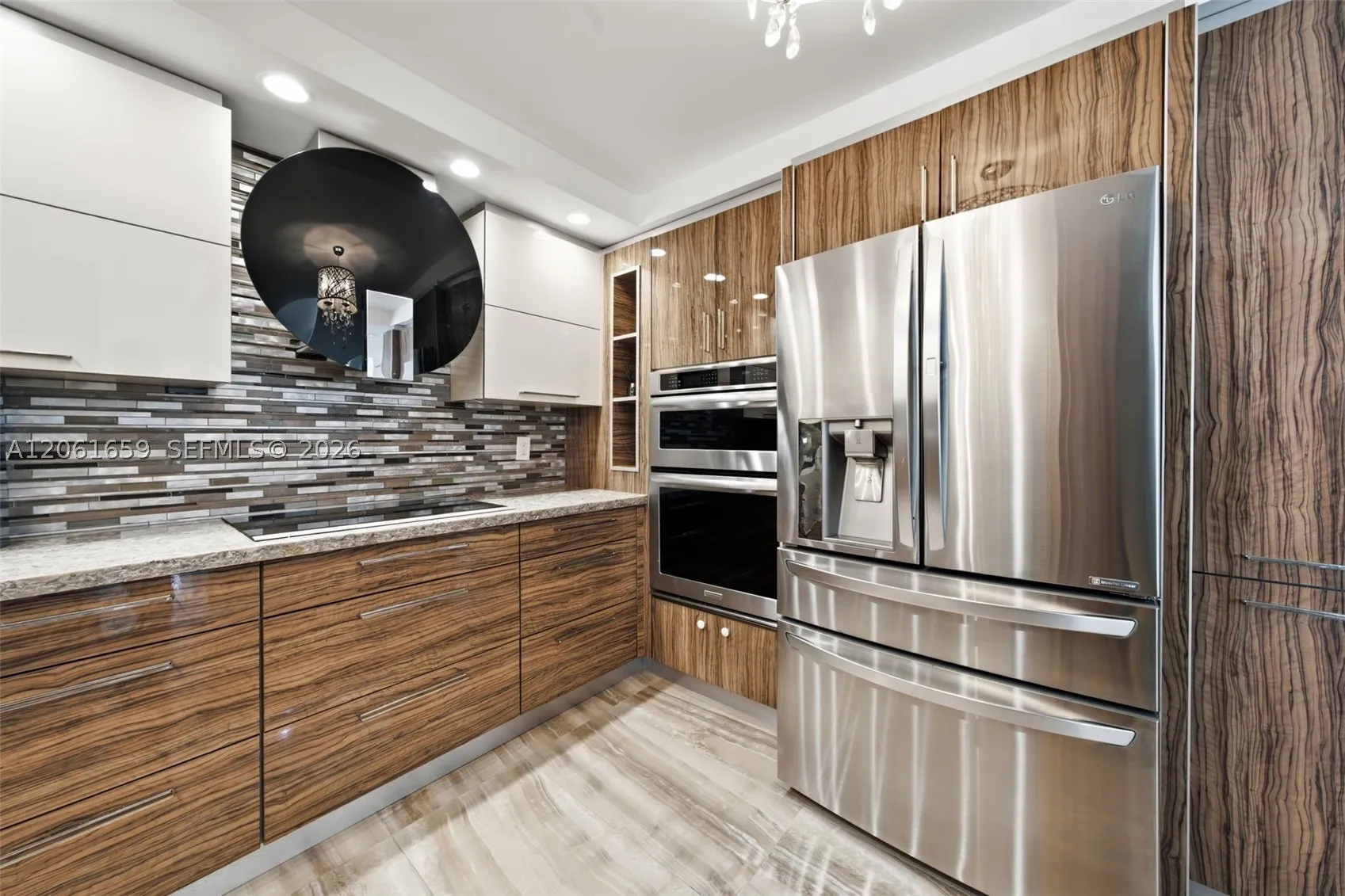 9801 Collins Ave #10V