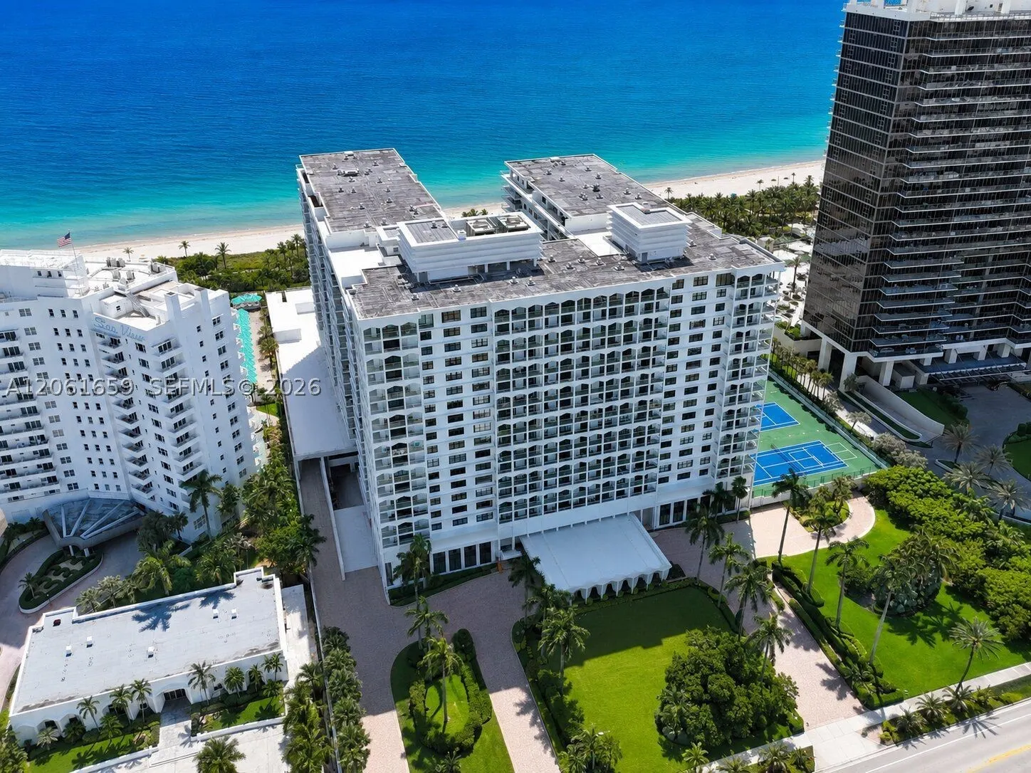 9801 Collins Ave #10V