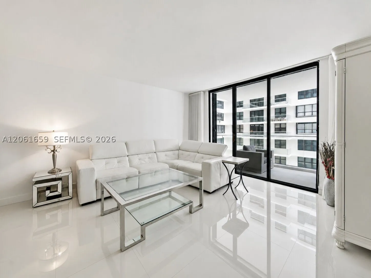 9801 Collins Ave #10V