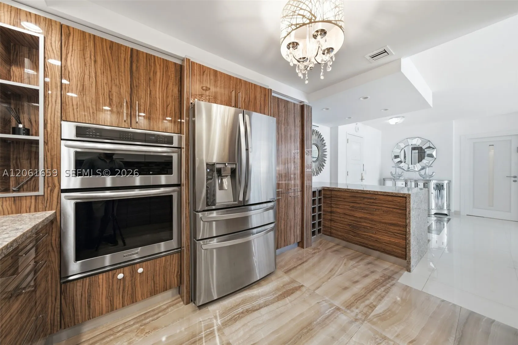 9801 Collins Ave #10V