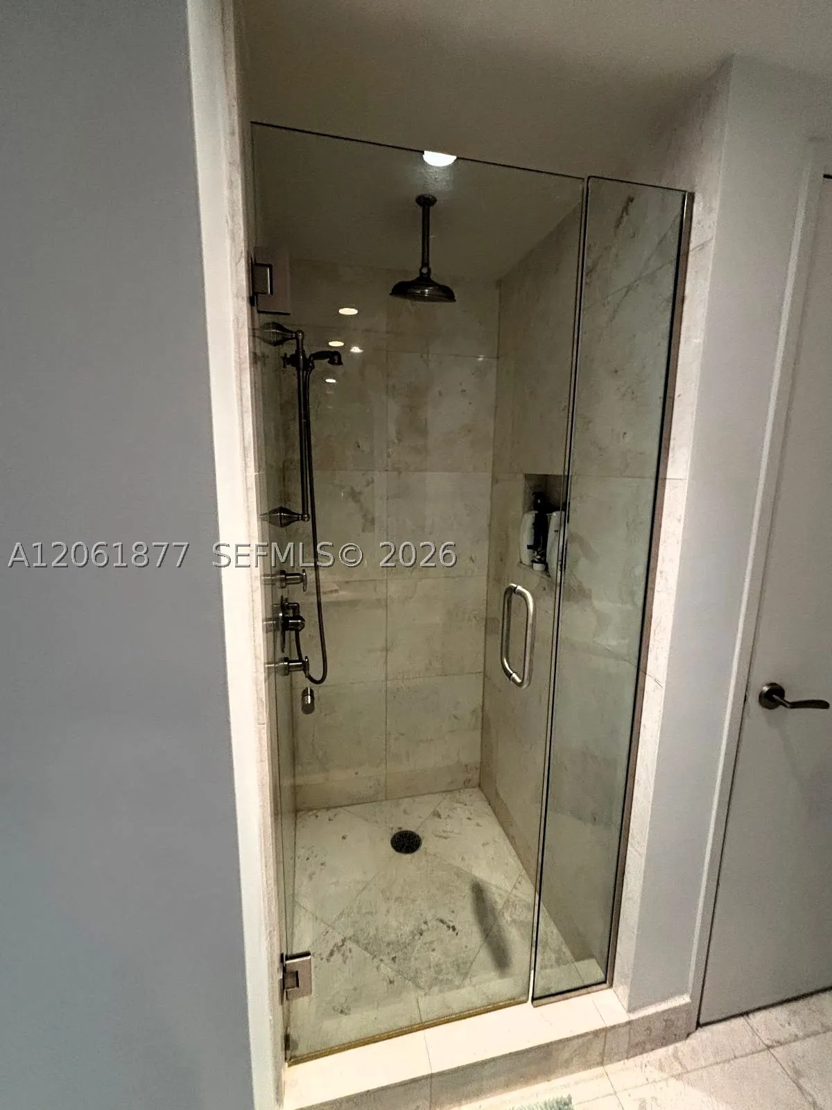 9401 Collins #401