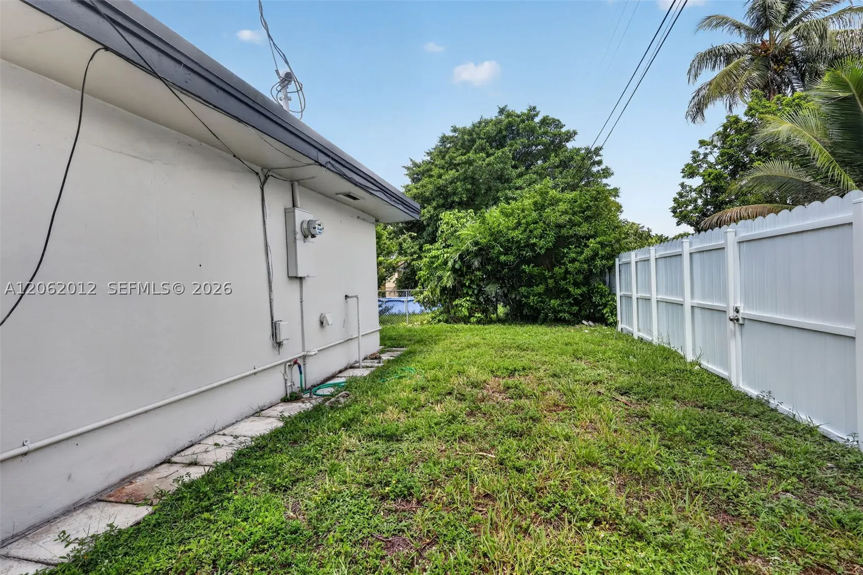 17200 NE 15th Ave