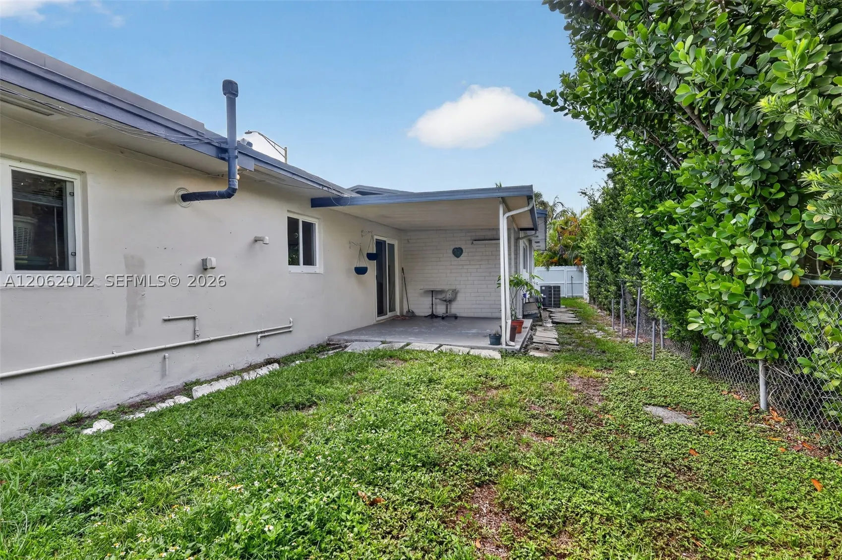 17200 NE 15th Ave