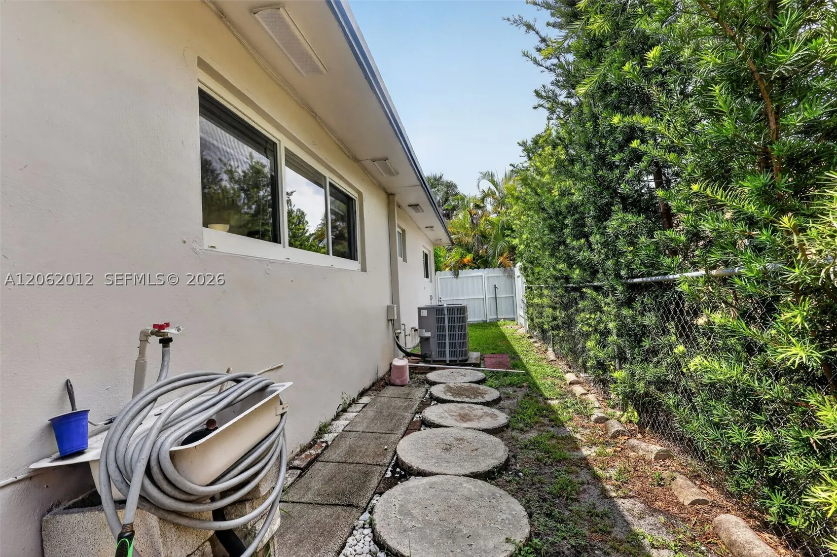 17200 NE 15th Ave