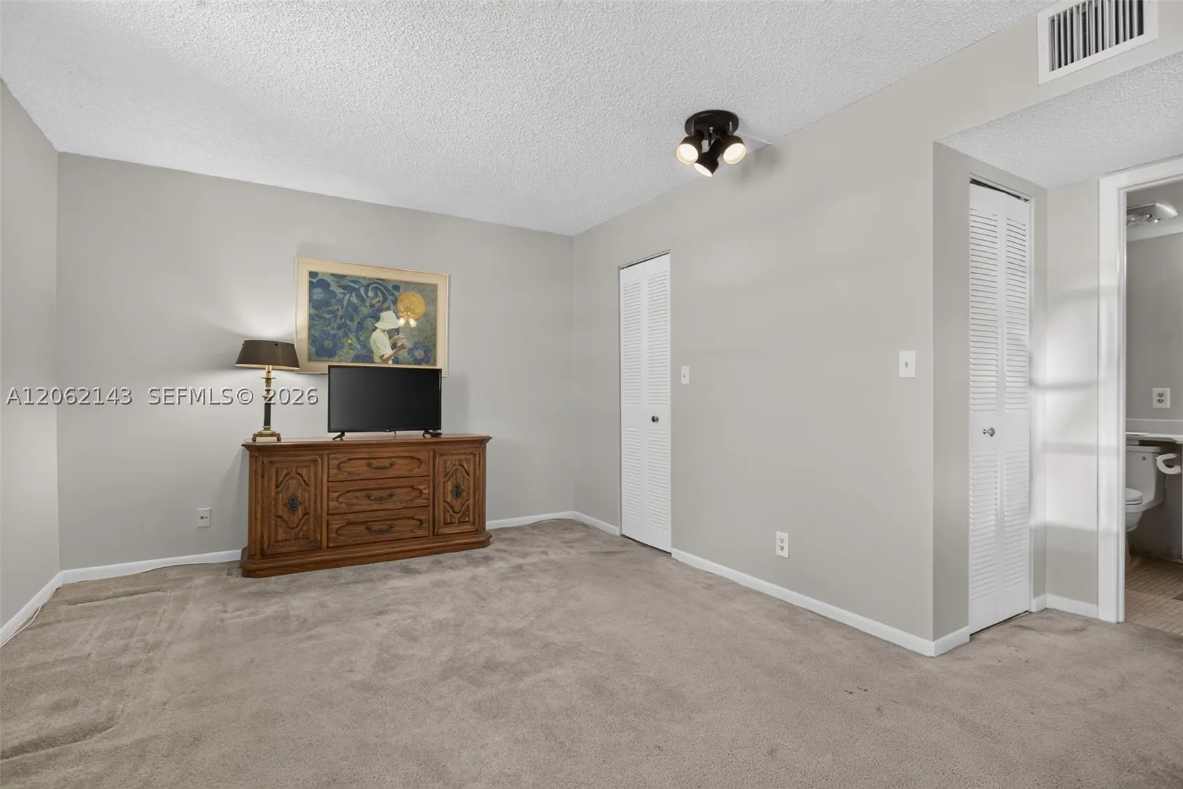 2551 Aragon Blvd #404