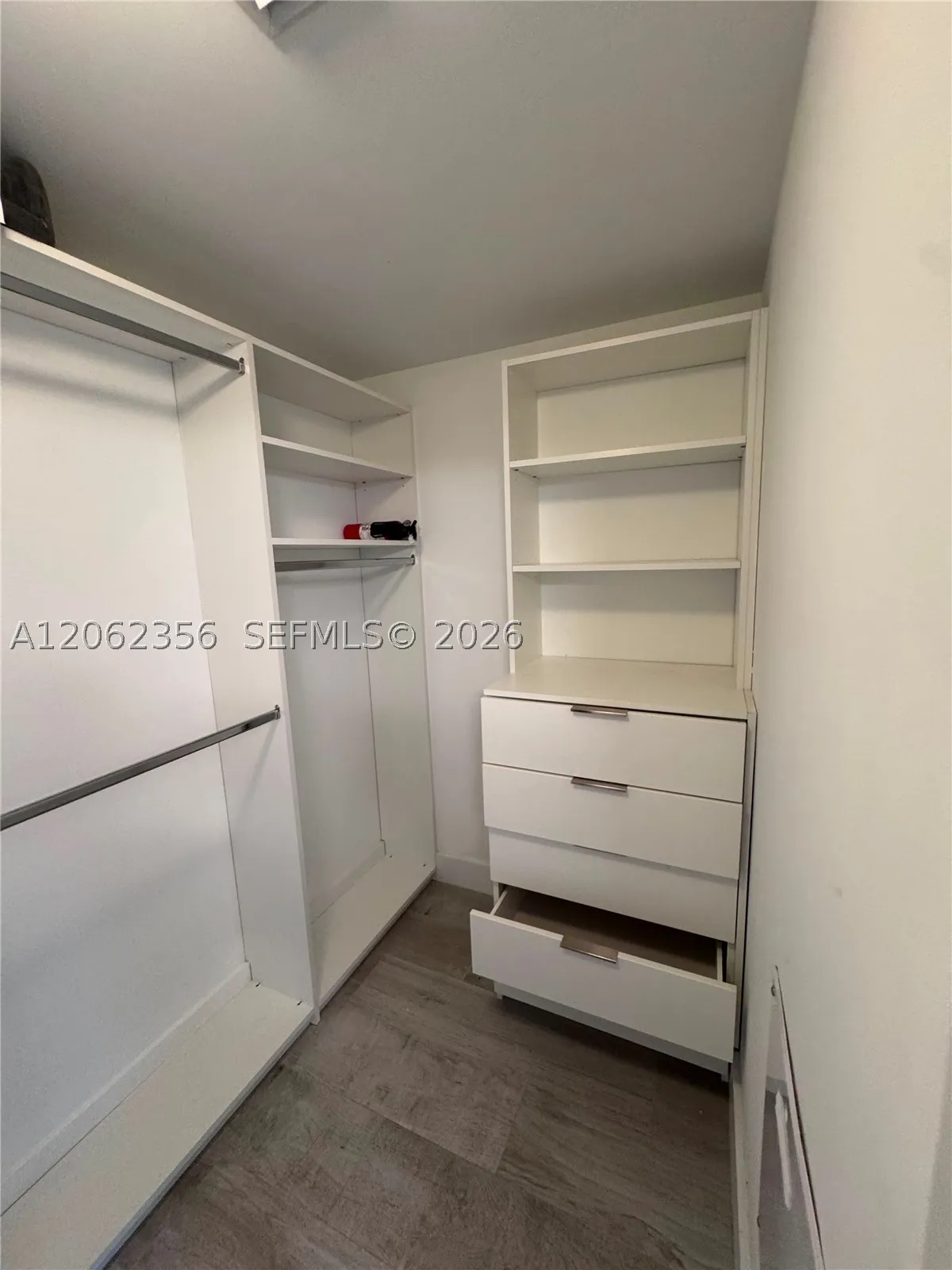 16385 Biscayne Blvd #305