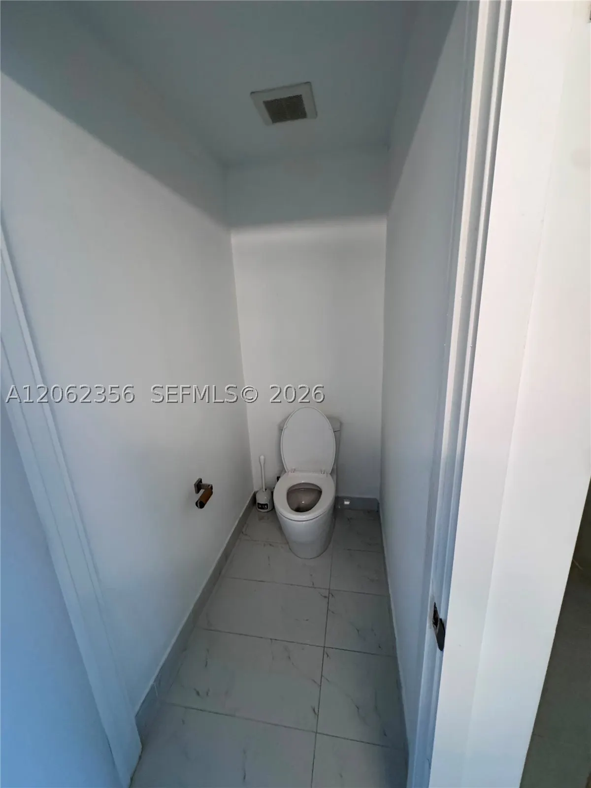16385 Biscayne Blvd #305
