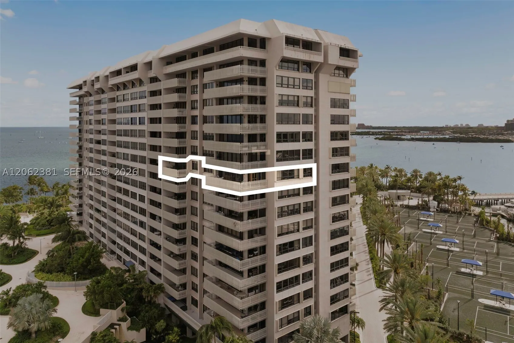 2 Grove Isle Dr #B1109