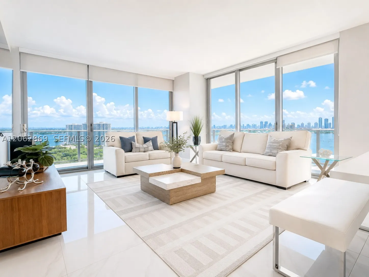 16385 Biscayne Blvd #2007