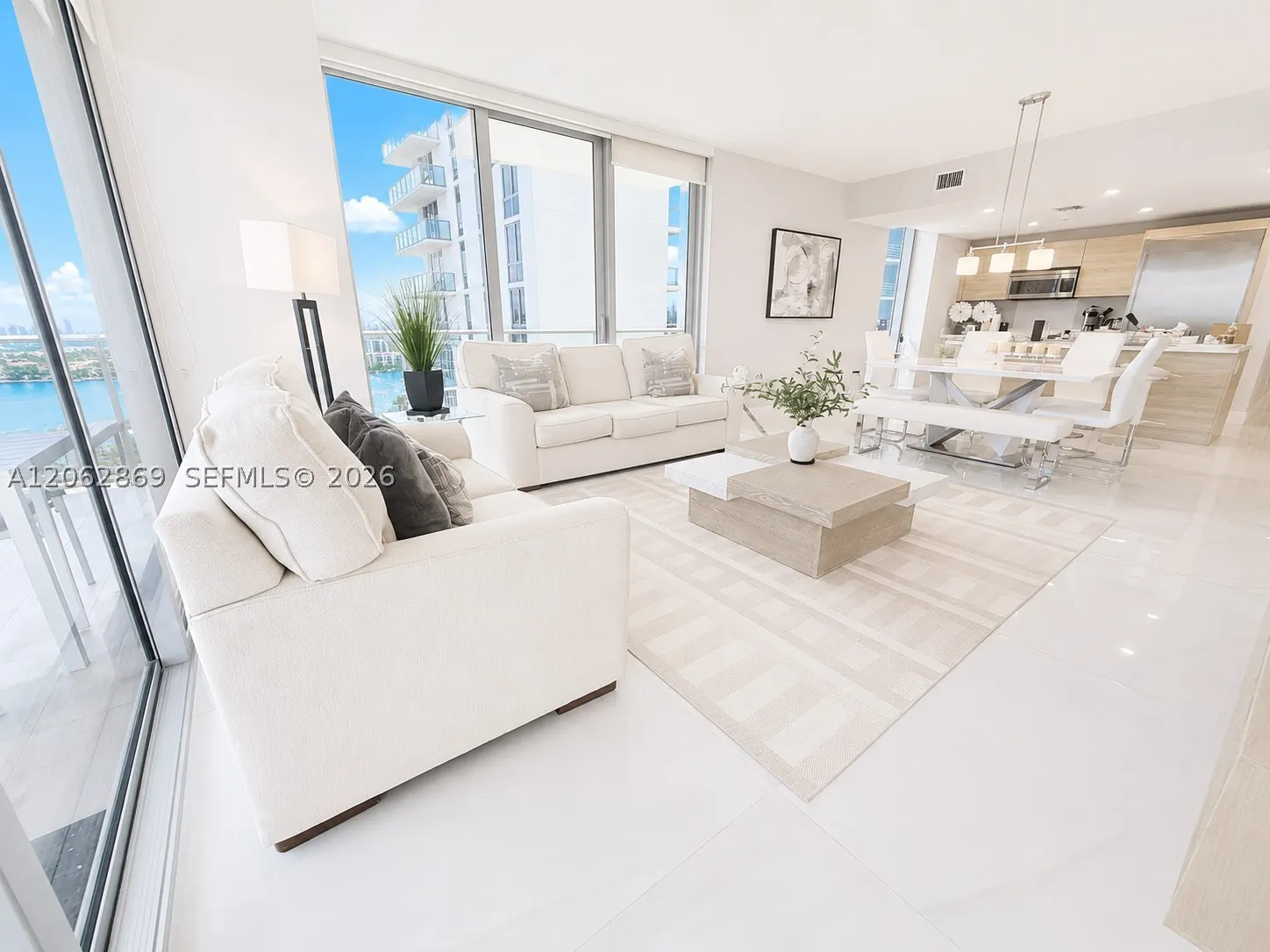 16385 Biscayne Blvd #2007