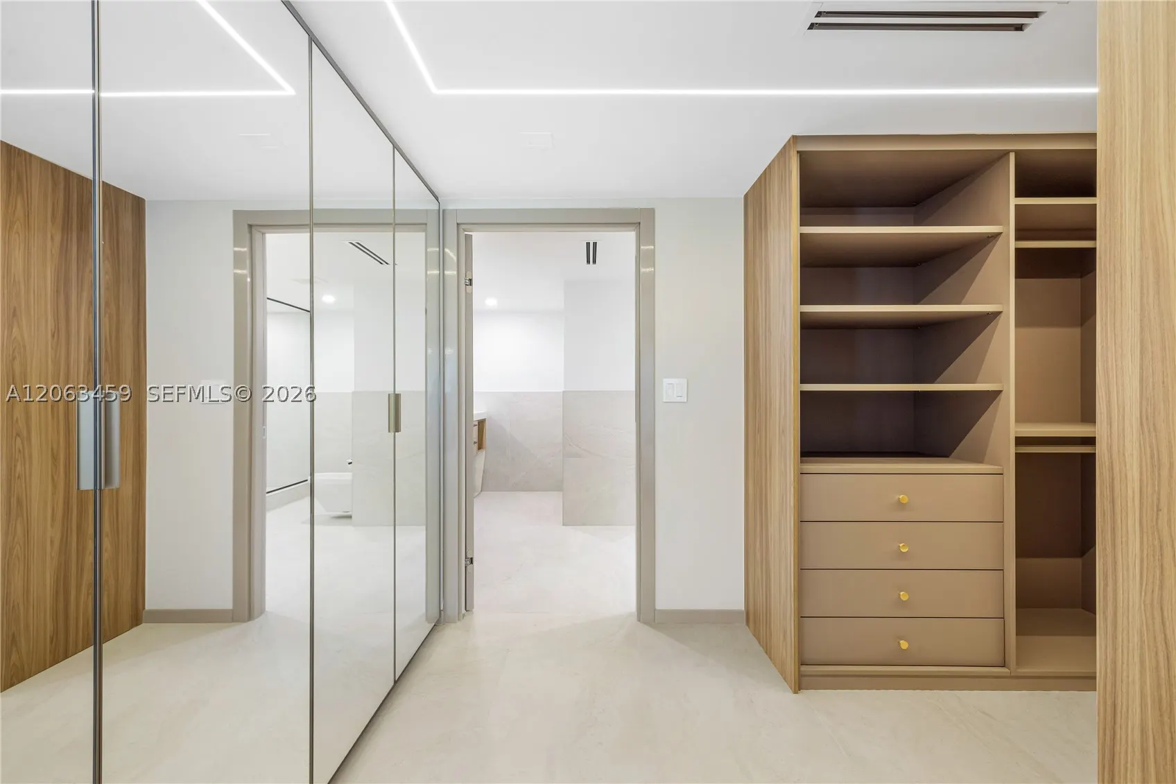 10155 Collins Ave #202