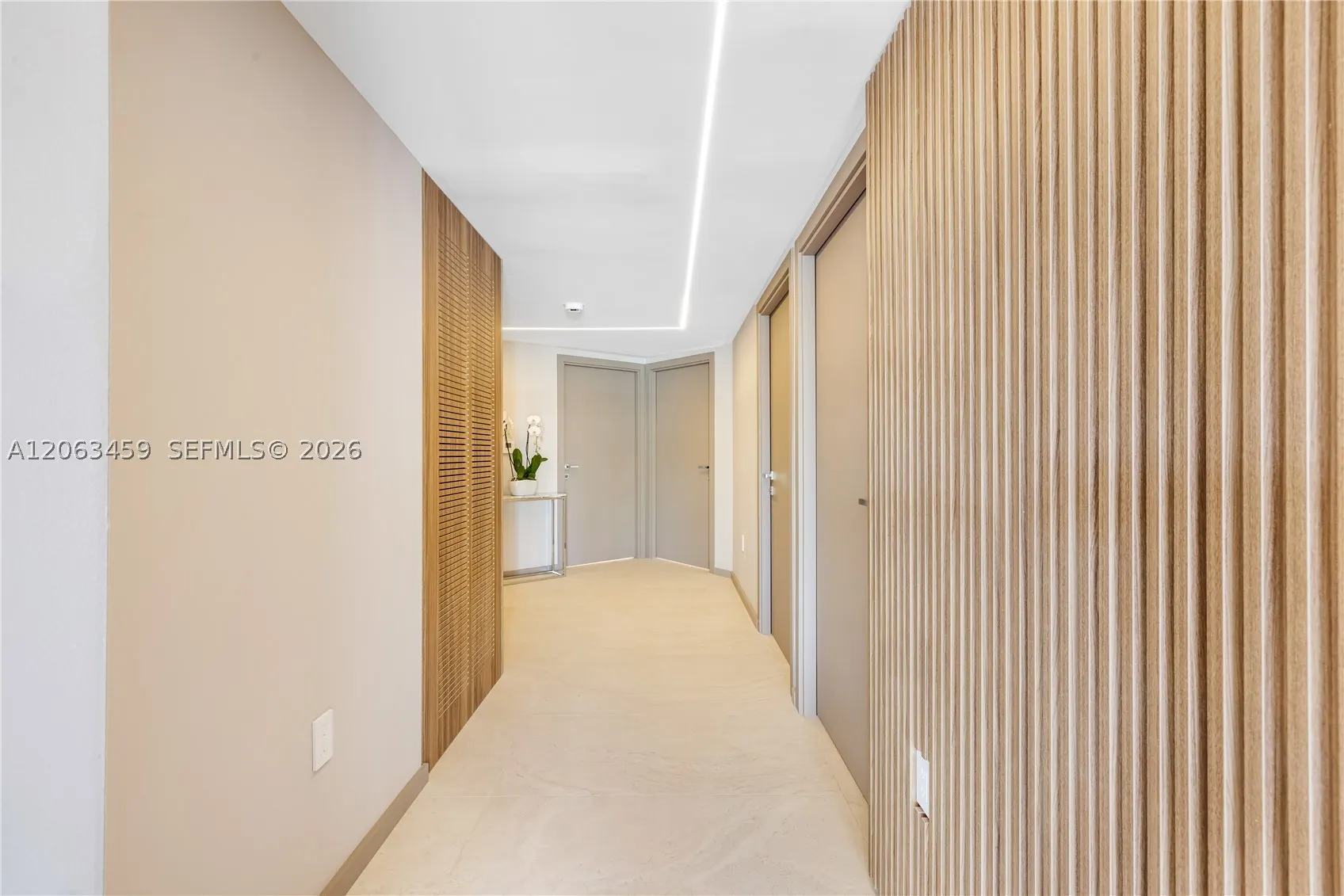 10155 Collins Ave #202