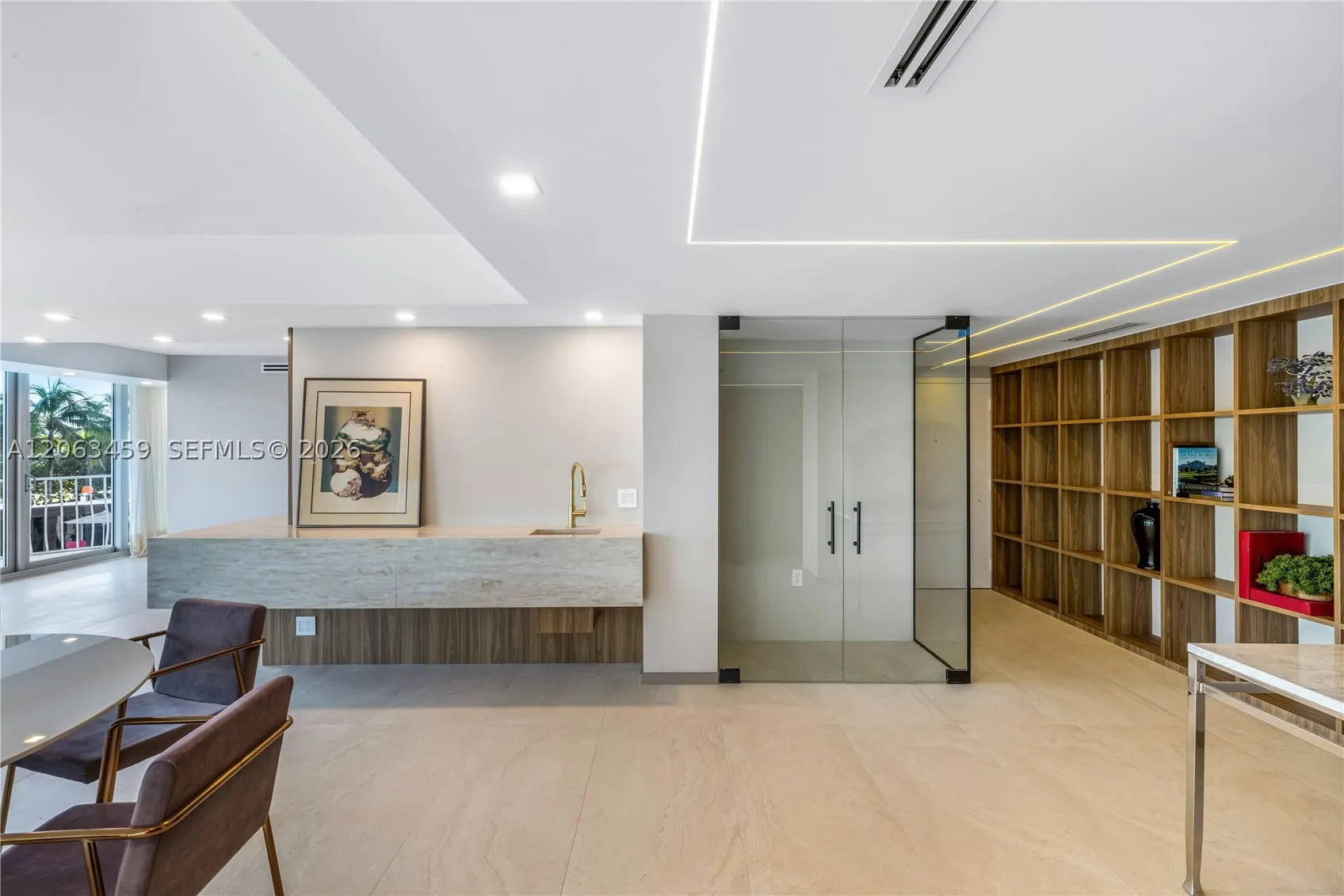 10155 Collins Ave #202