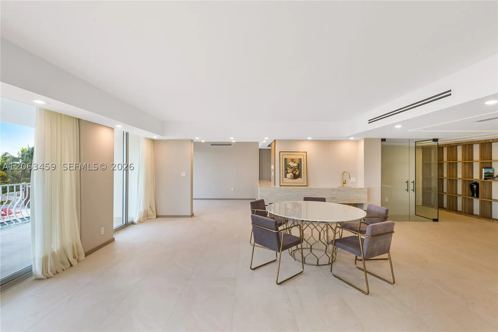 10155 Collins Ave #202