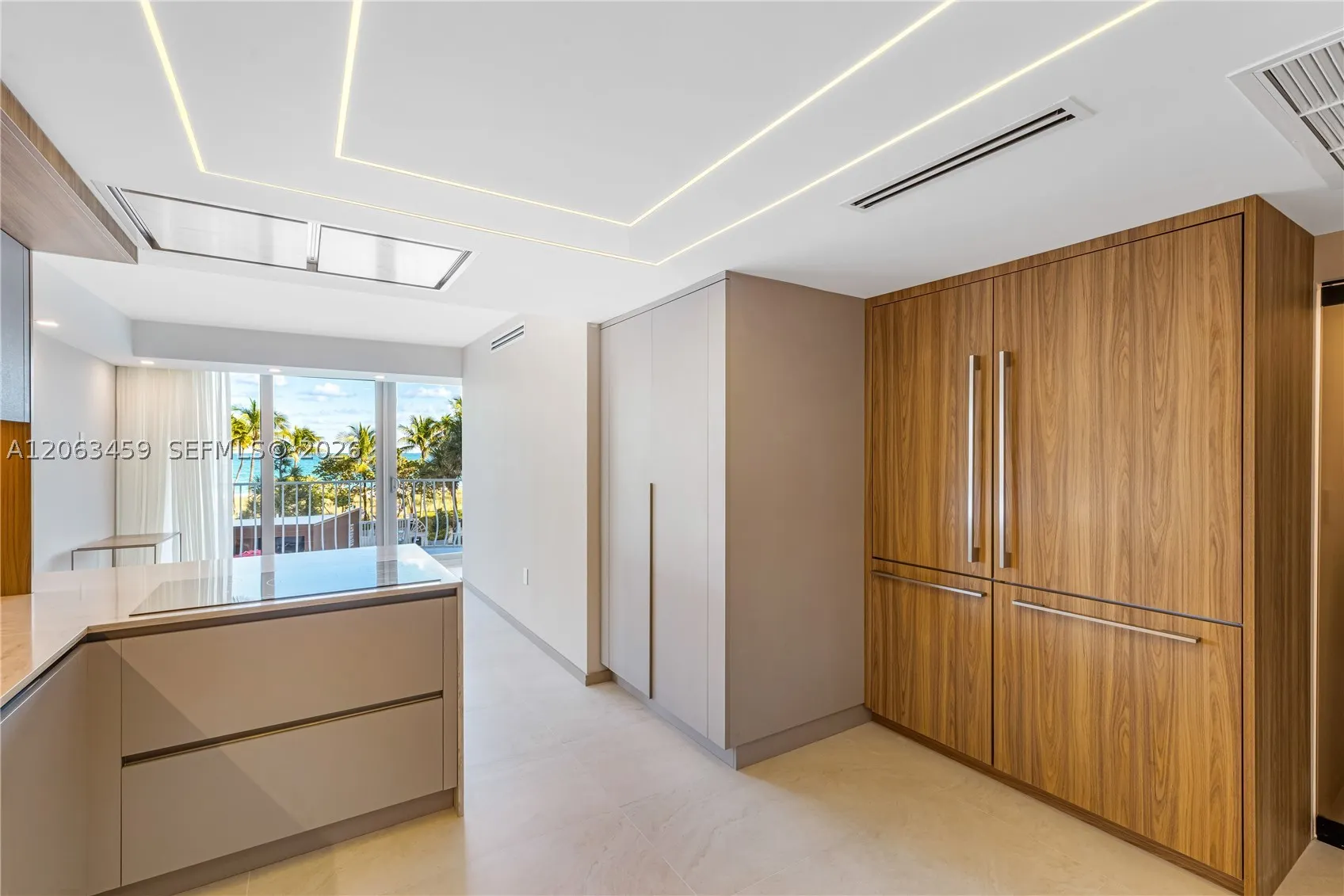 10155 Collins Ave #202