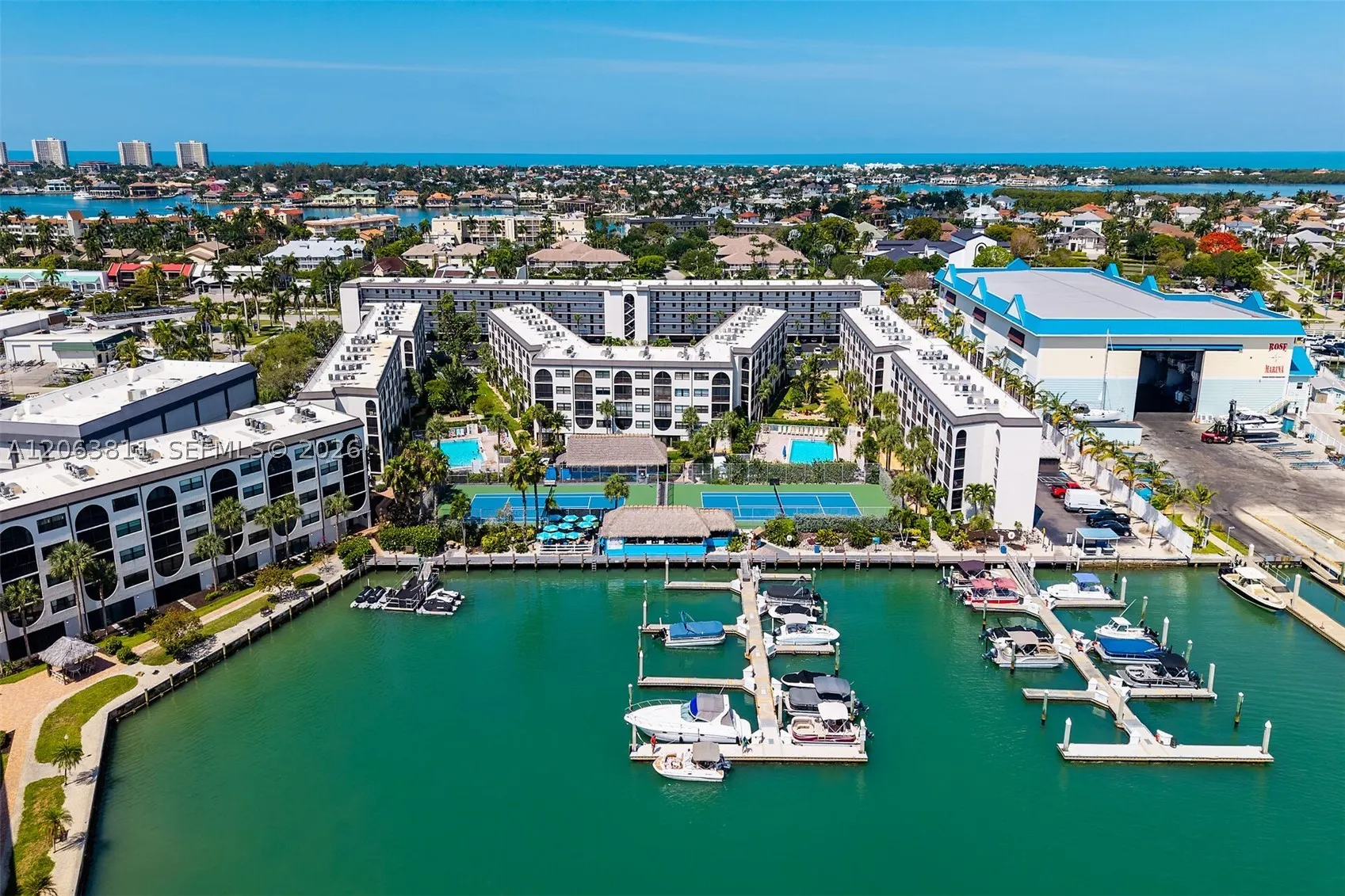 1011 Anglers Cove #H403