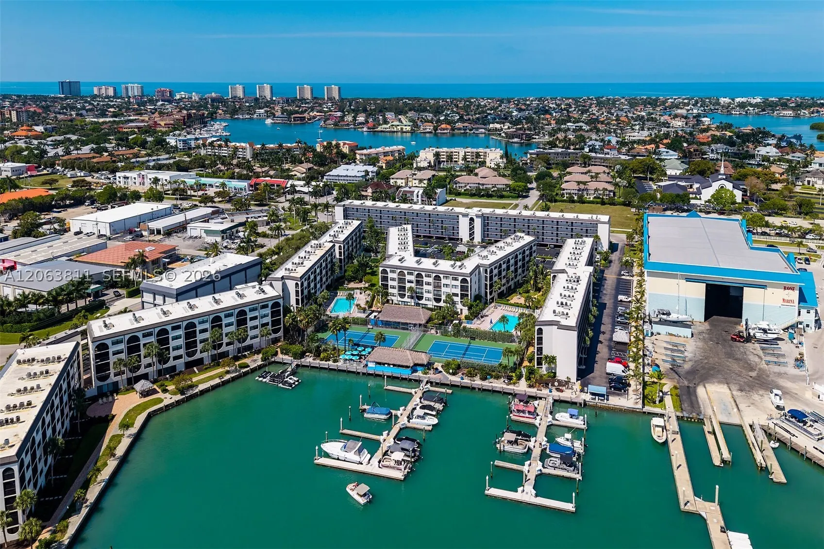 1011 Anglers Cove #H403
