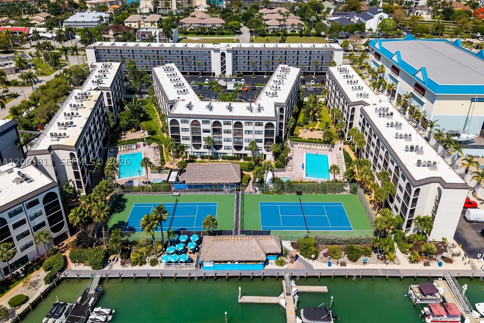 1011 Anglers Cove #H403