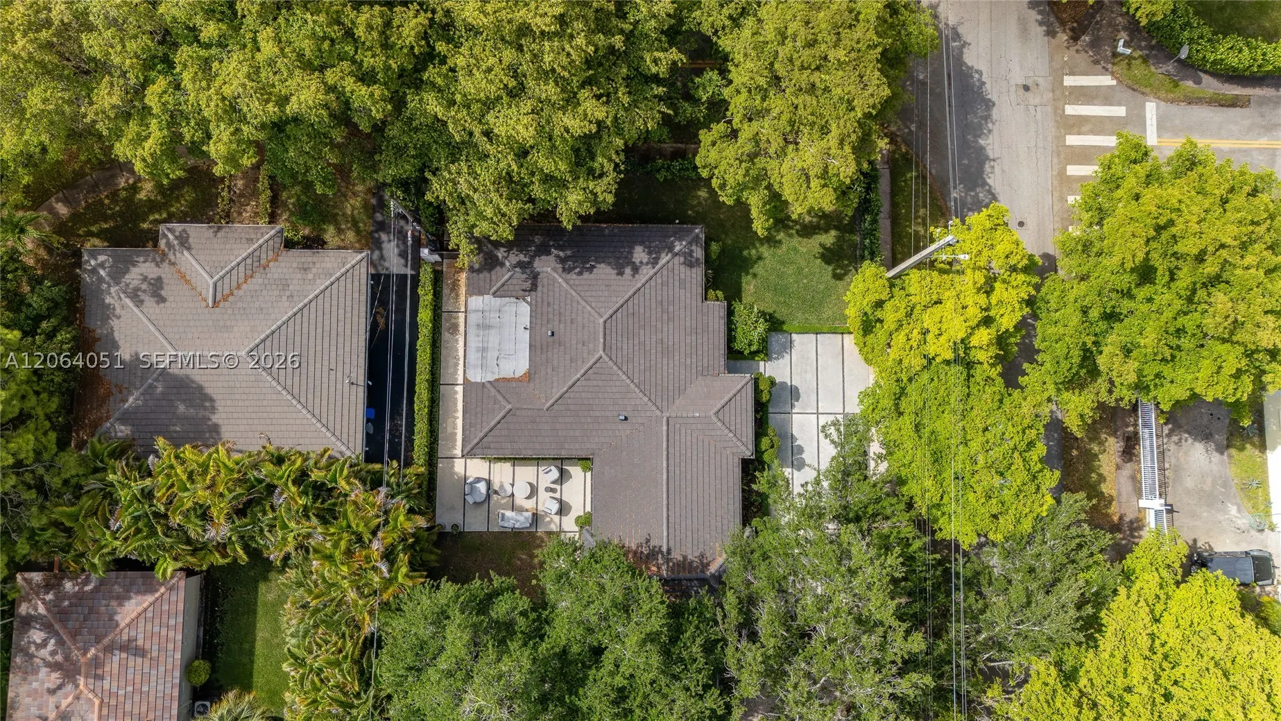 831 Cortez St
