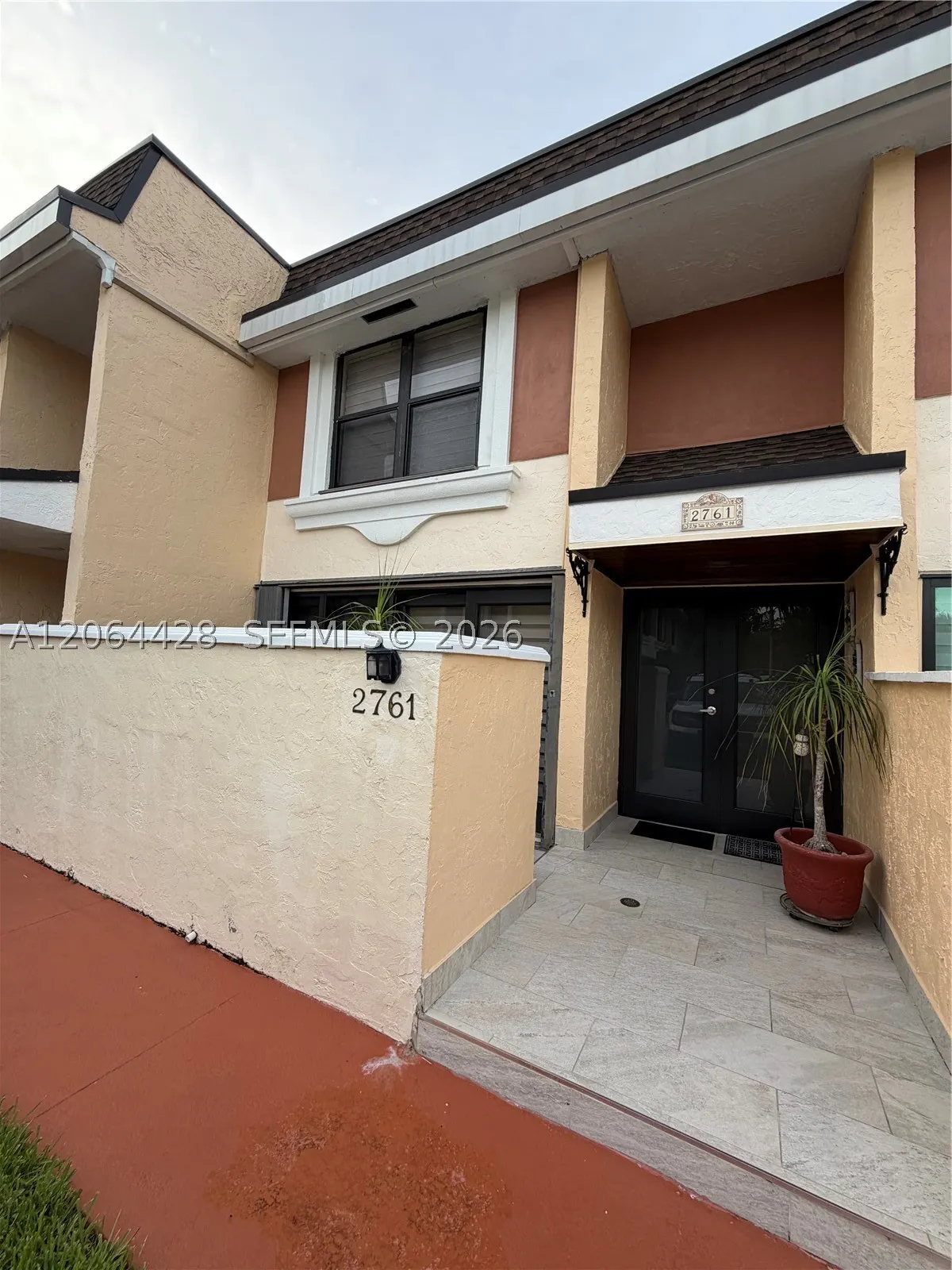 2761 NE 165th Ter #27