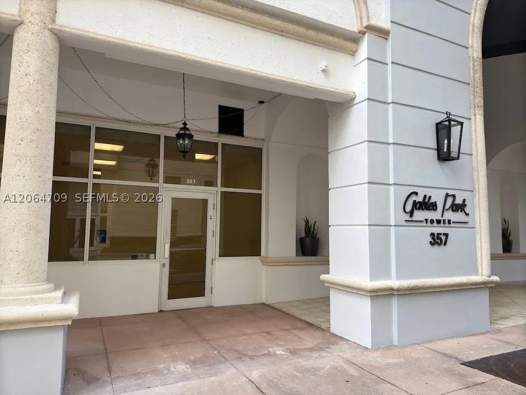 357 Almeria Ave #103