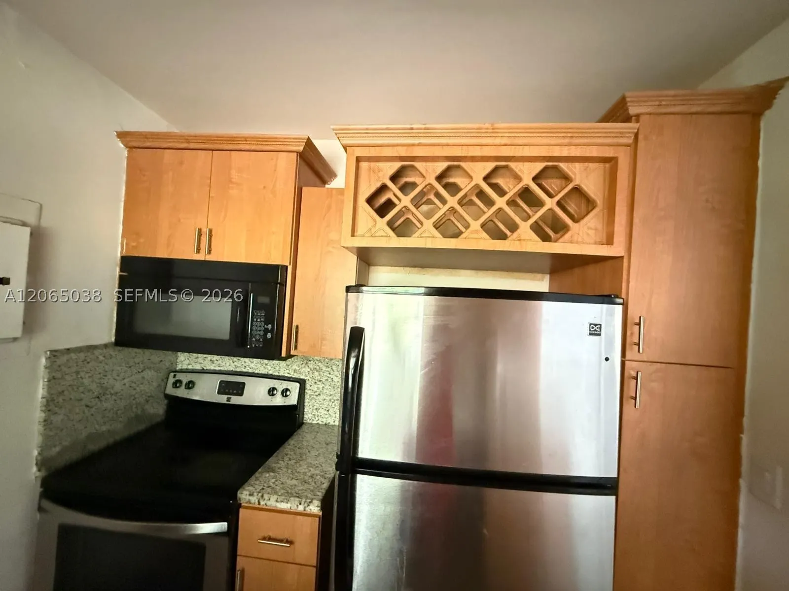 951 NE 157th Ter