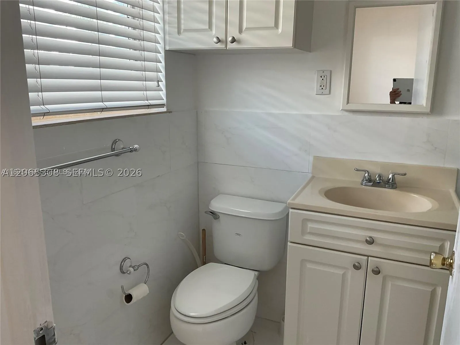 10178 Collins Ave #109