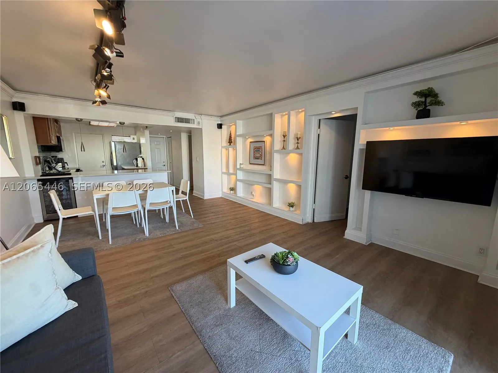 2903 N Miami Beach Blvd #201
