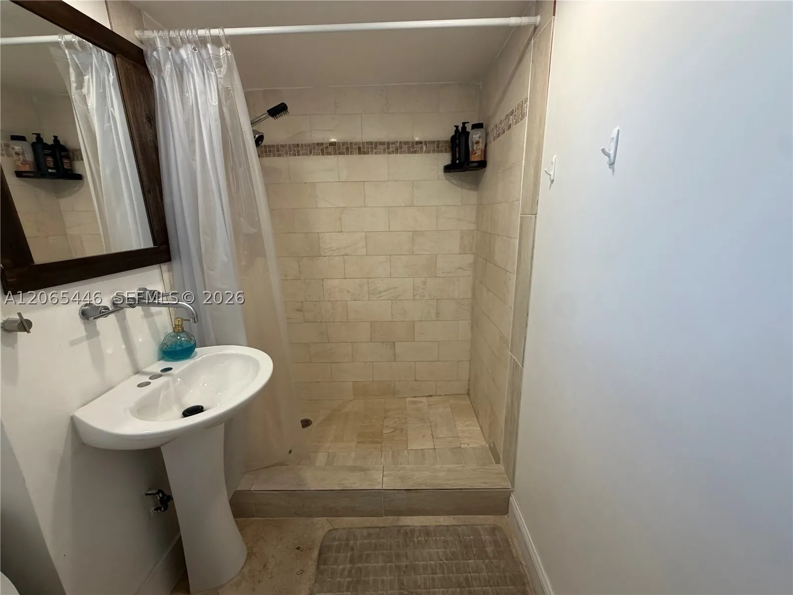 2903 N Miami Beach Blvd #201