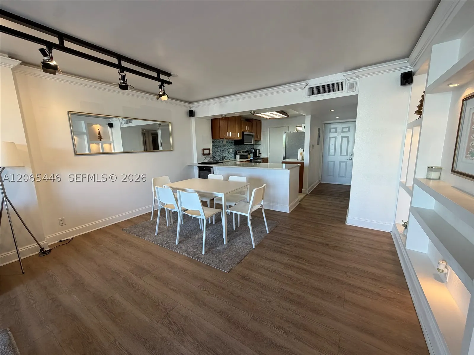 2903 N Miami Beach Blvd #201