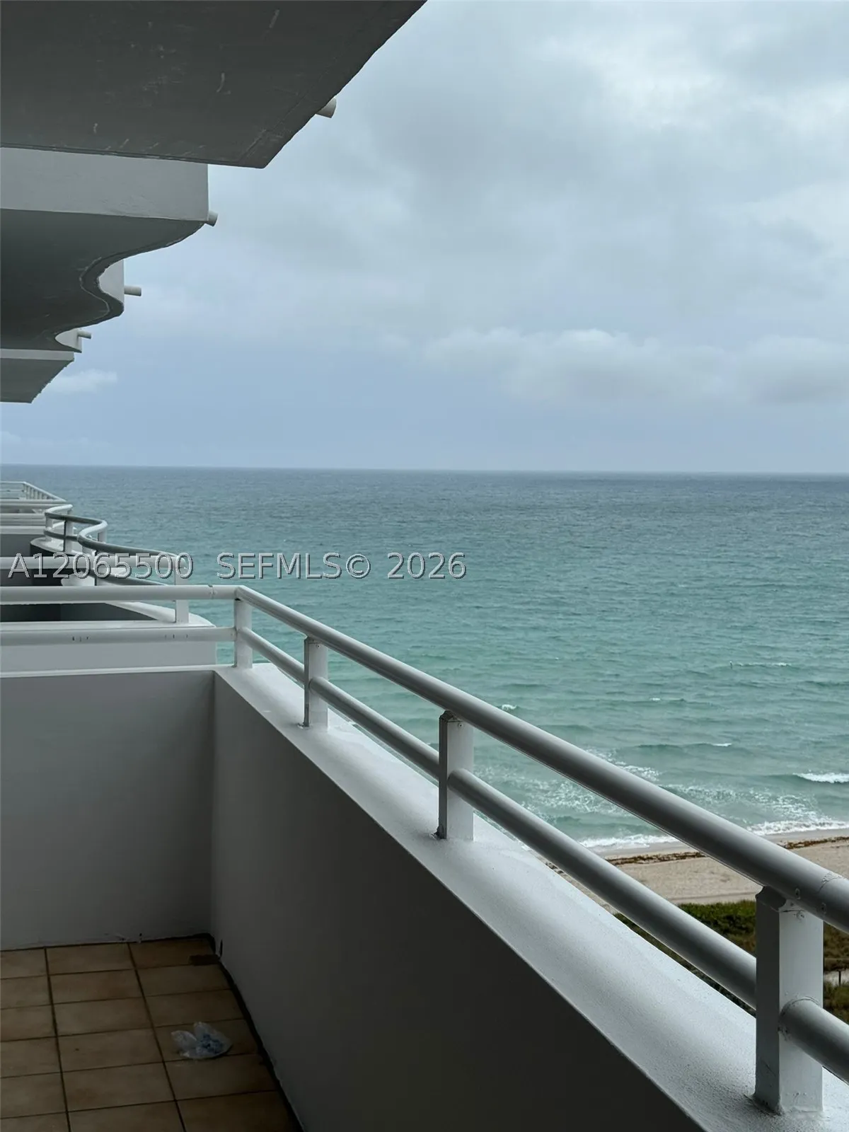 8911 Collins Ave #1103