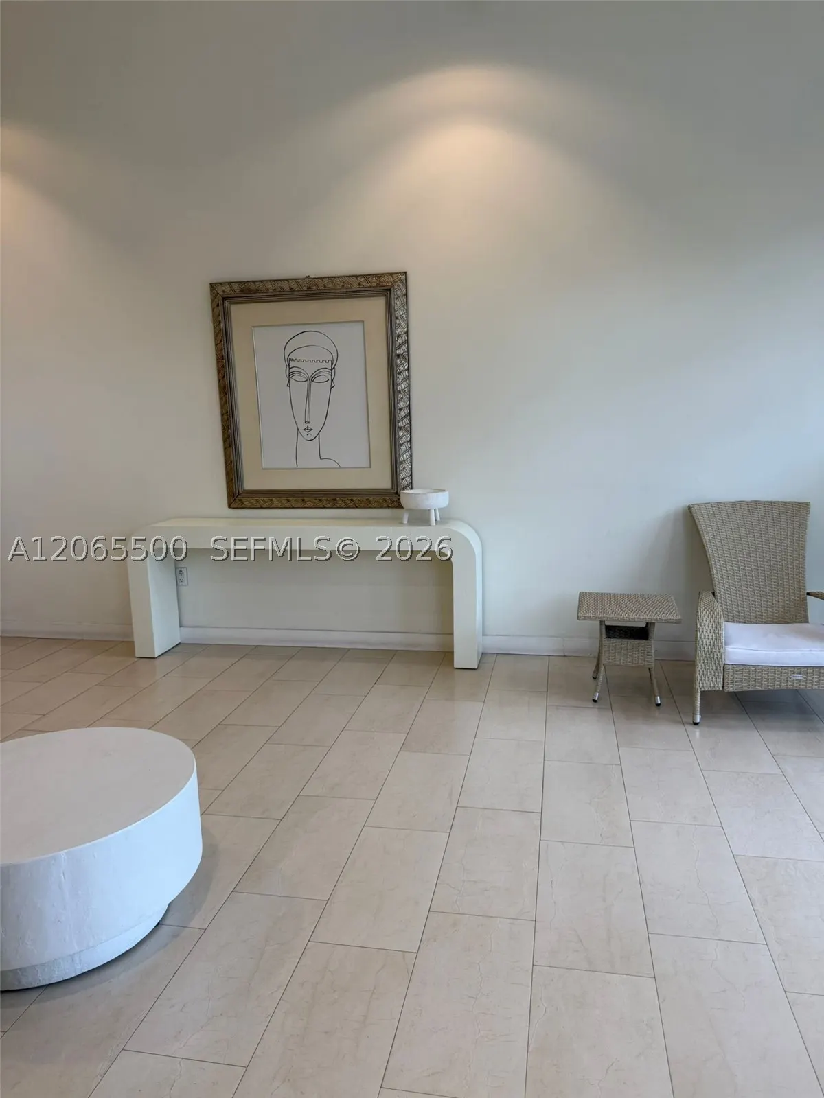 8911 Collins Ave #1103