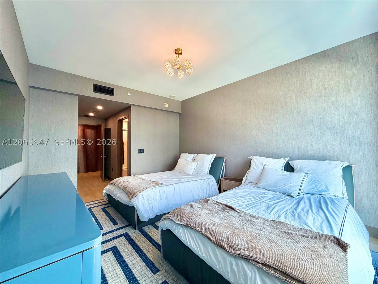 17301 Biscayne Blvd #1409