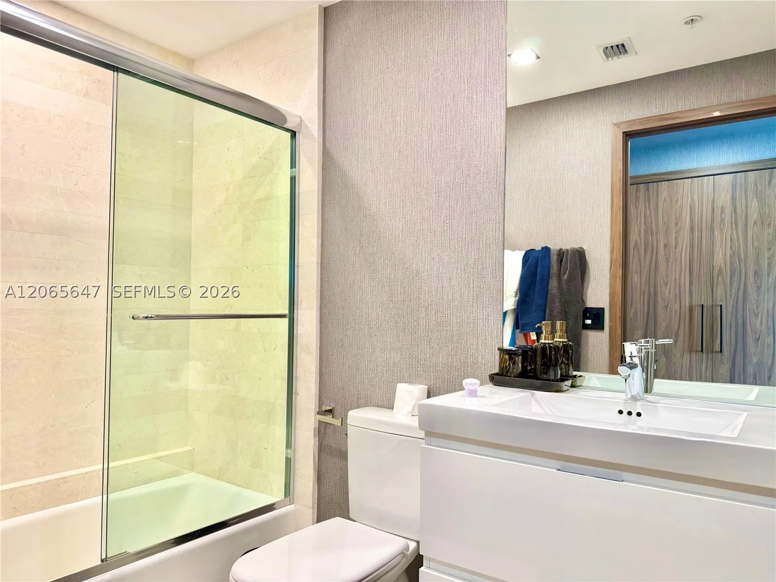 17301 Biscayne Blvd #1409