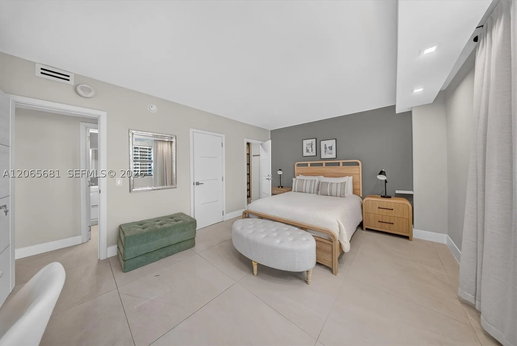 10185 Collins Ave #1223
