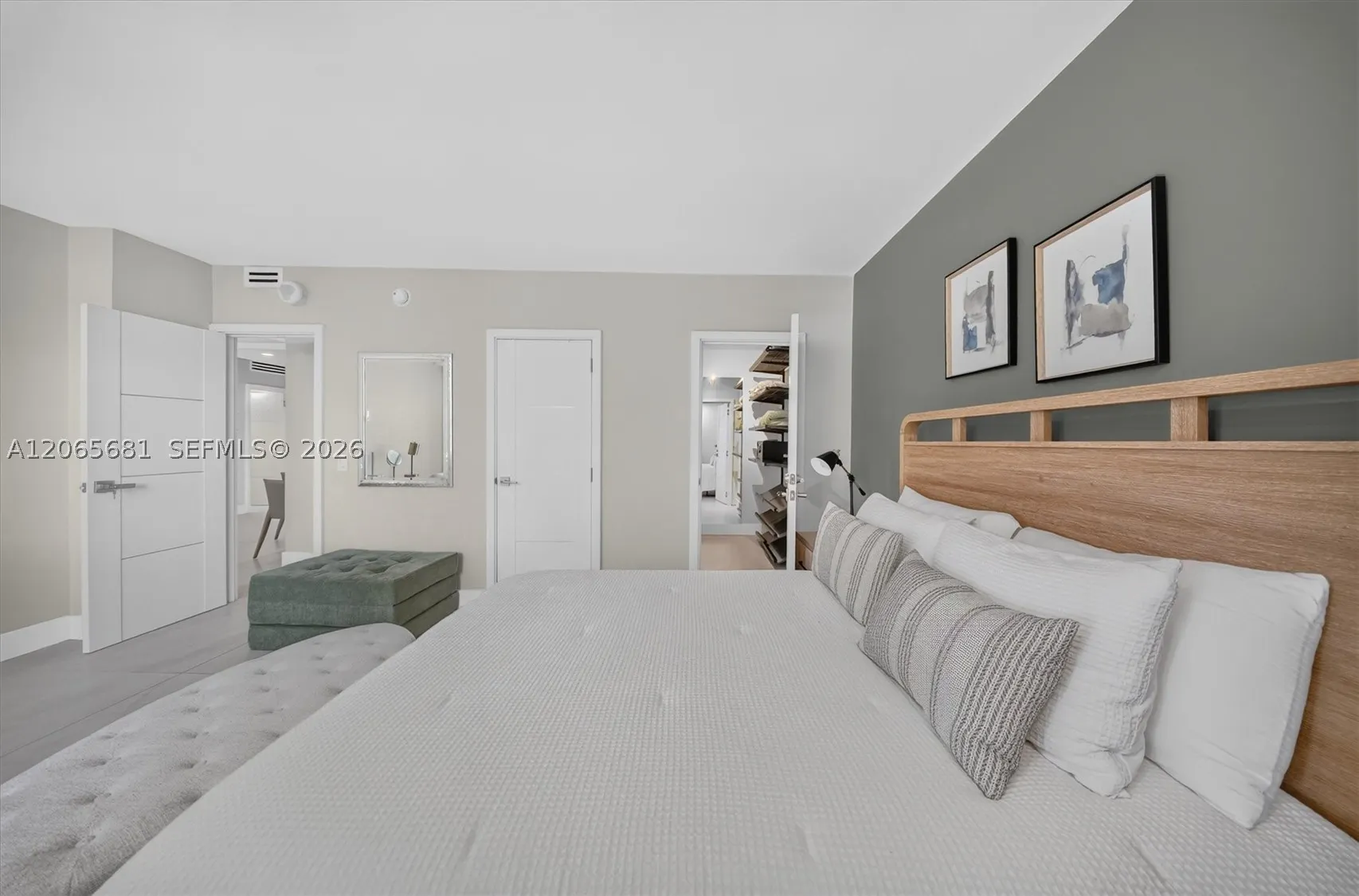 10185 Collins Ave #1223