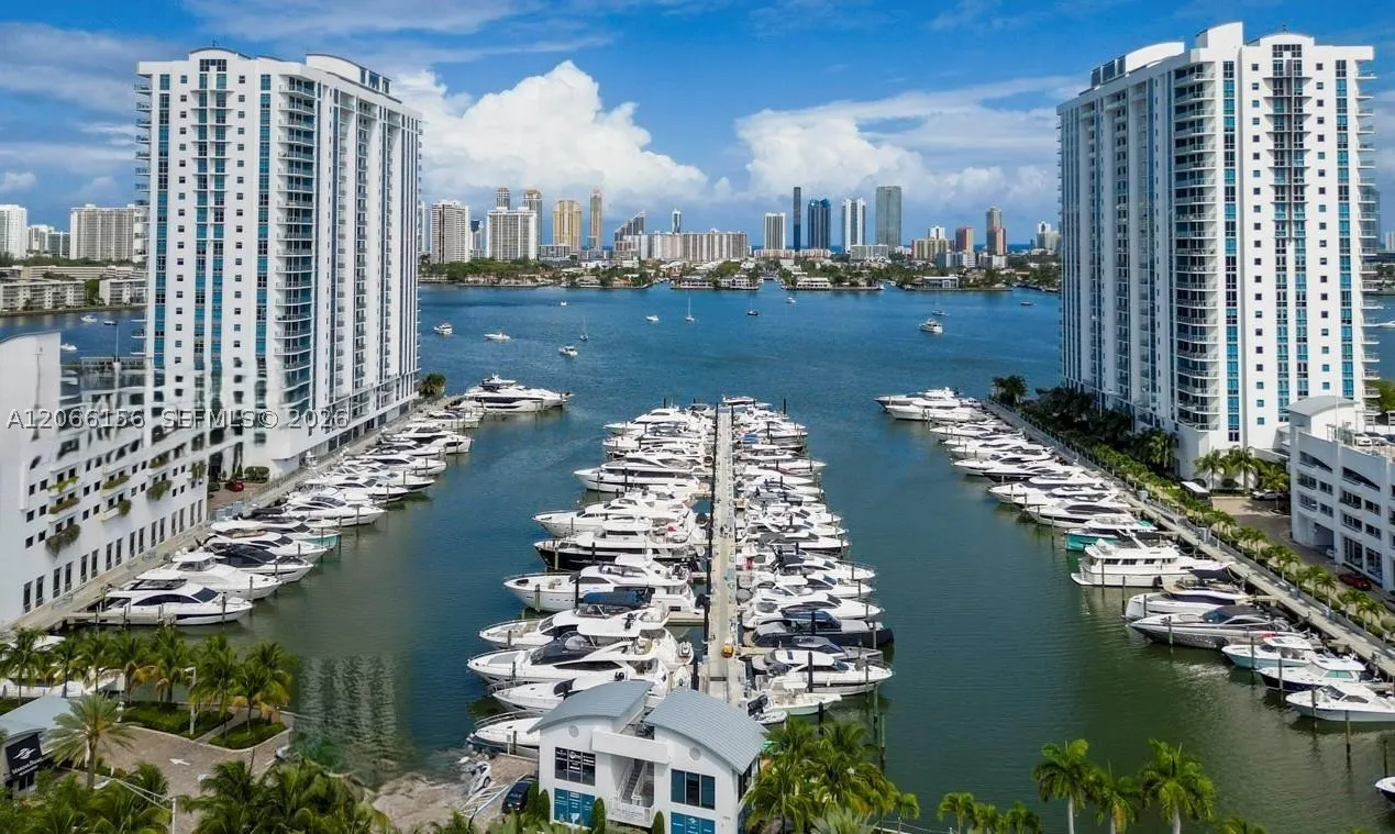 17301 Biscayne Blvd #1004