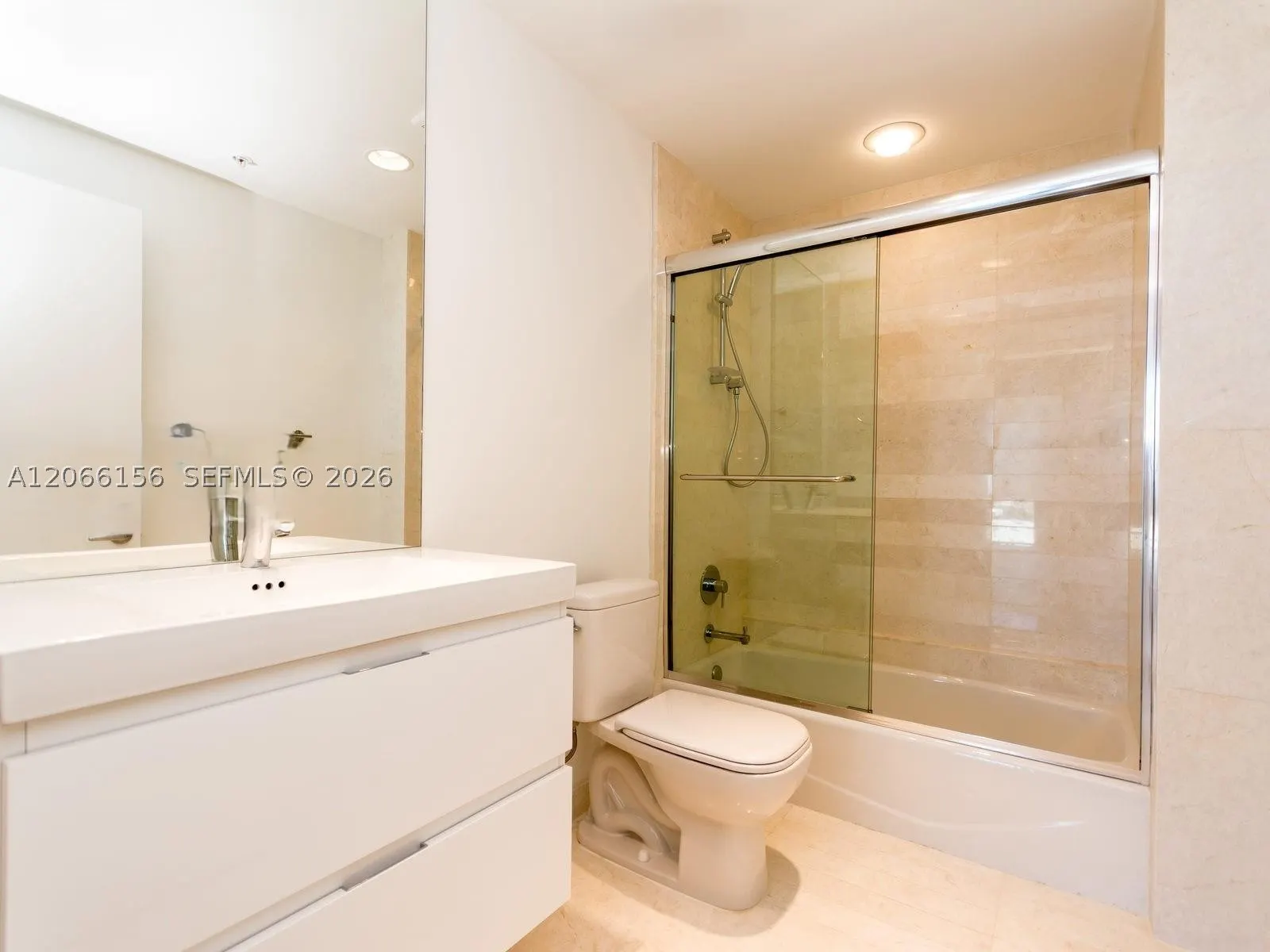 17301 Biscayne Blvd #1004