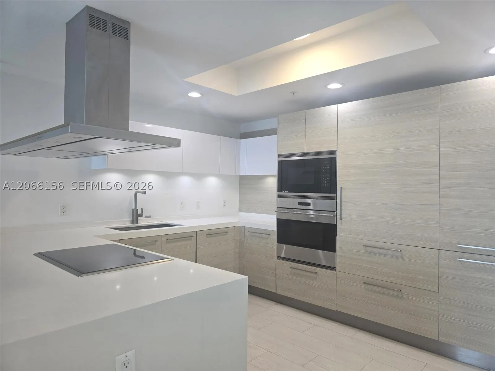 17301 Biscayne Blvd #1004